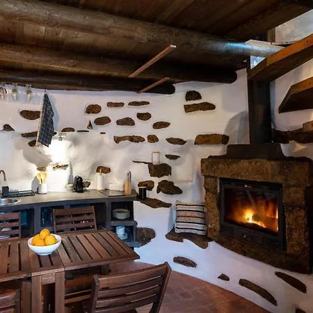 Delightful Forest Windmill, 10 Min Away From The Beach *