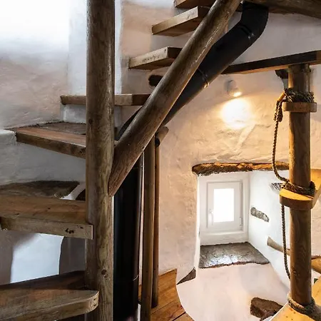 Delightful Forest Windmill, 10 Min Away From The Beach * Nazare